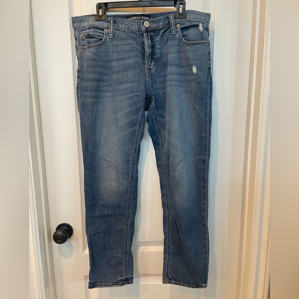 EXPRESS girlfriend cropped jean